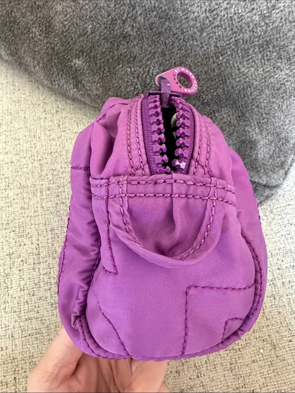 XL Marc jacobs purple makeup bag 💜